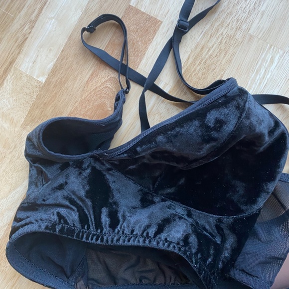 Fortnight x Misfit long line bra - Picture 4 of 5